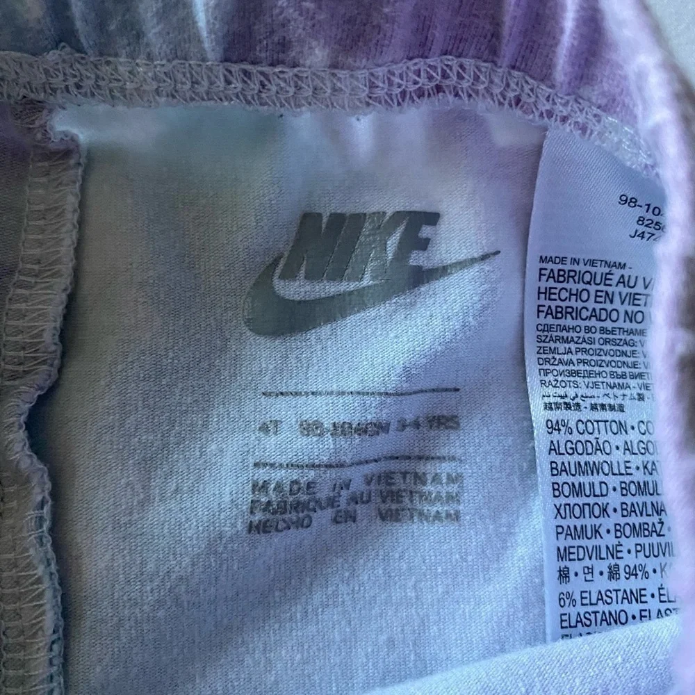 GIRLS ATHLETIC BUNDLE-SIZE 4/5-NIKE & CHAMPION